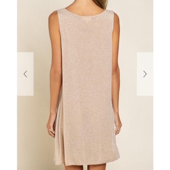 🆕️ Ruffle V-neck Tunic - Picture 5 of 12